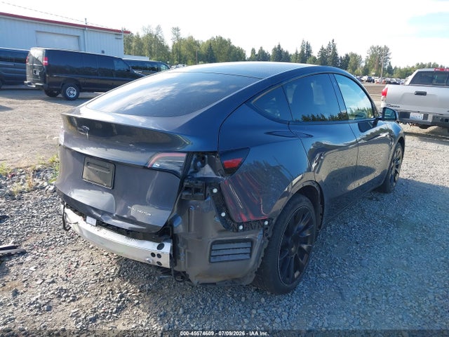 Продаж на аукціоні авто 2021 Tesla Model Y Long Range Dual Motor All-wheel Drive, vin: 5YJYGAEE9MF185309, номер лоту: 45574609