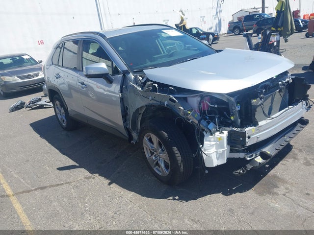 Toyota Rav4 Hybrid Xle 2025 JTMRWRFV7SJ082089 main image