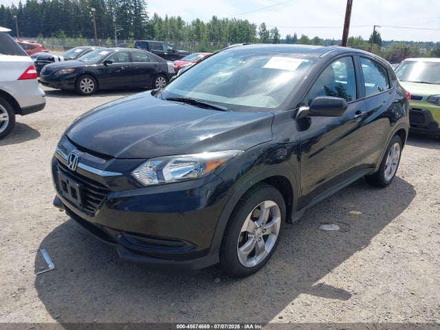 Honda HR-V LX 2018 3CZRU6H38JG711014 Image 2