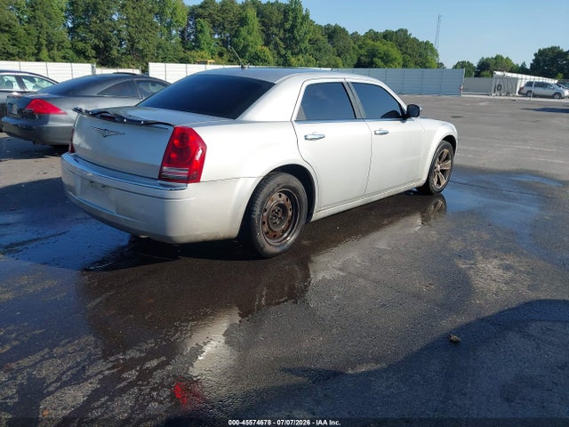 Продажа на аукционе авто 2008 Chrysler 300c Hemi, vin: 2C3KA63H18H233925, номер лота: 45574678