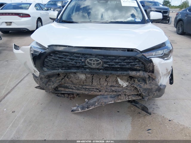 7MUBAAAG5RV086946 Toyota Corolla Cross Le
