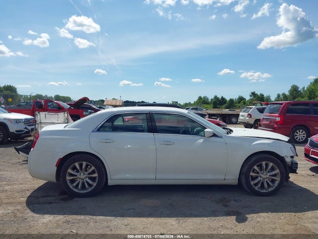 Продажа на аукционе авто 2020 Chrysler 300 Touring L Awd, vin: 2C3CCARG7LH148404, номер лота: 45574703
