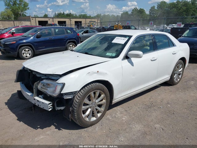Продажа на аукционе авто 2020 Chrysler 300 Touring L Awd, vin: 2C3CCARG7LH148404, номер лота: 45574703
