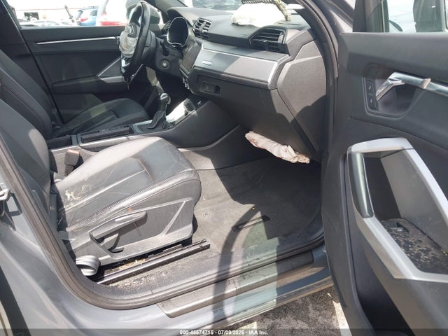 45574715 :رقم المزاد ، WA1AECF38L1025956 vin ، 2020 Audi Q3 Premium 45 Tfsi Quattro Tiptronic مزاد بيع
