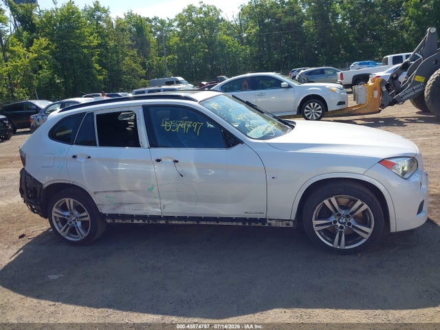 Продажа на аукционе авто 2015 Bmw X1 Xdrive35i, vin: WBAVM5C5XFVV94619, номер лота: 45574797