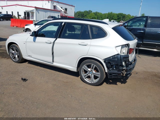 Продажа на аукционе авто 2015 Bmw X1 Xdrive35i, vin: WBAVM5C5XFVV94619, номер лота: 45574797