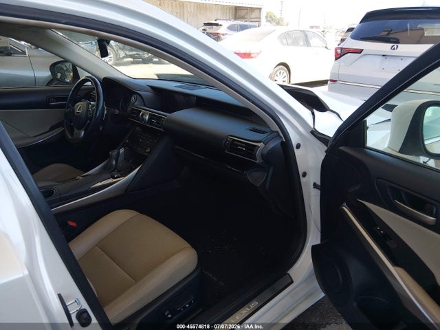 Продаж на аукціоні авто 2017 Lexus Is 200t, vin: JTHBA1D29H5042851, номер лоту: 45574818