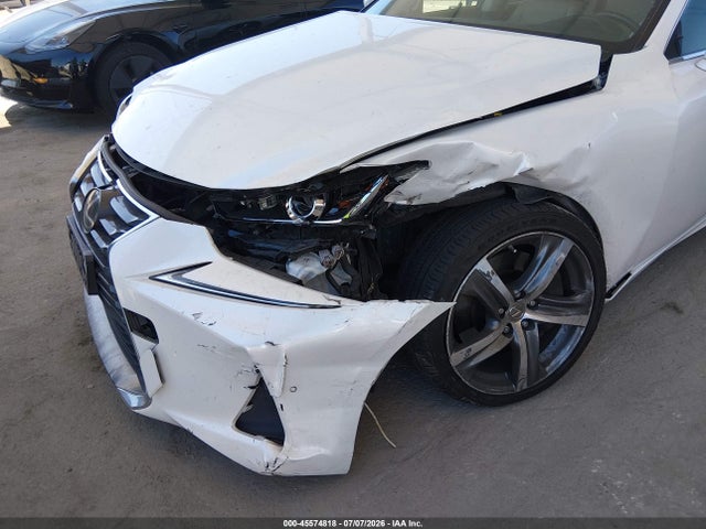 Продаж на аукціоні авто 2017 Lexus Is 200t, vin: JTHBA1D29H5042851, номер лоту: 45574818
