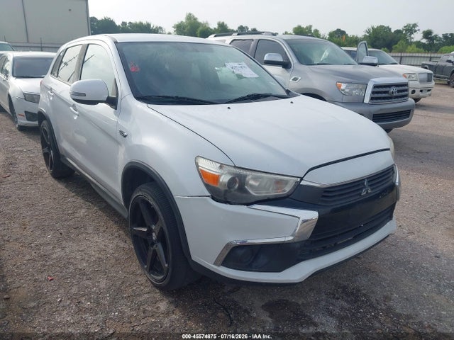 45574875 :رقم المزاد ، JA4AR3AU0HZ005245 vin ، 2017 Mitsubishi Outlander Sport 2.0 Le مزاد بيع