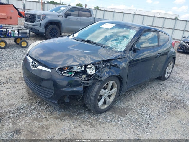 2015 Hyundai Veloster მანქანა იყიდება აუქციონზე, vin: KMHTC6AD3FU243274, აუქციონის ნომერი: 45574931