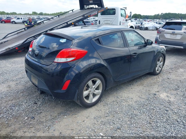 2015 Hyundai Veloster მანქანა იყიდება აუქციონზე, vin: KMHTC6AD3FU243274, აუქციონის ნომერი: 45574931