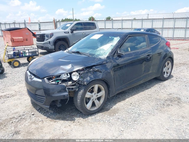 2015 Hyundai Veloster მანქანა იყიდება აუქციონზე, vin: KMHTC6AD3FU243274, აუქციონის ნომერი: 45574931