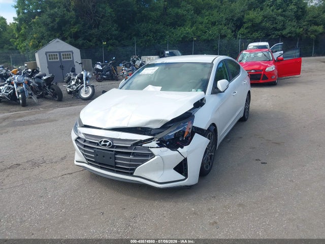 Hyundai Elantra Limited 2019 5NPD84LF2KH429292 Image 17