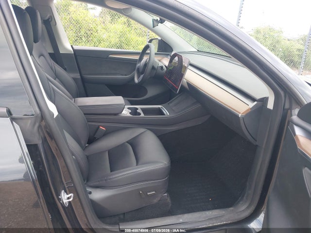 45574986 :رقم المزاد ، 7SAYGAEE7RF200674 vin ، 2024 Tesla Model Y Long Range Dual Motor All-wheel Drive مزاد بيع