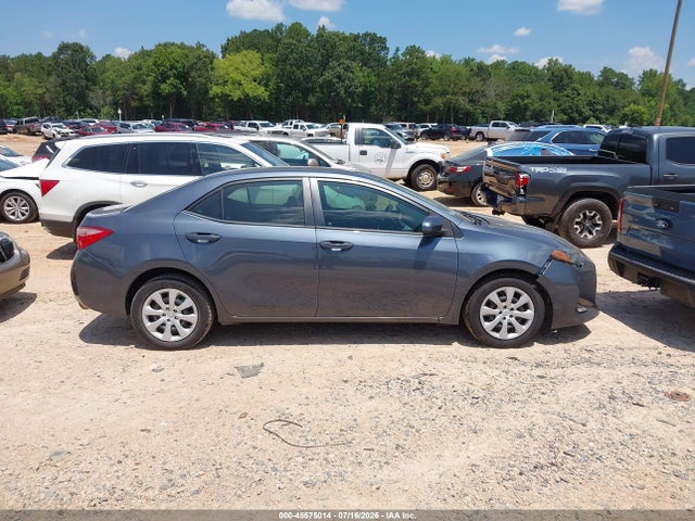45575014 :رقم المزاد ، 2T1BURHE7JC005186 vin ، 2018 Toyota Corolla Le مزاد بيع