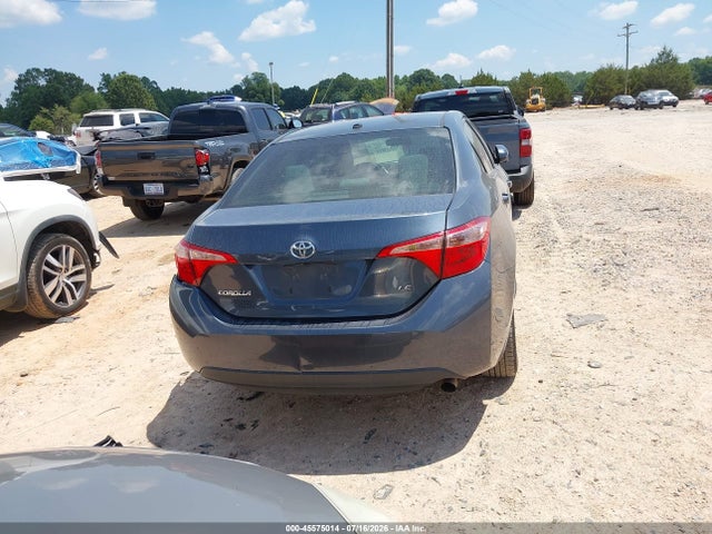 45575014 :رقم المزاد ، 2T1BURHE7JC005186 vin ، 2018 Toyota Corolla Le مزاد بيع