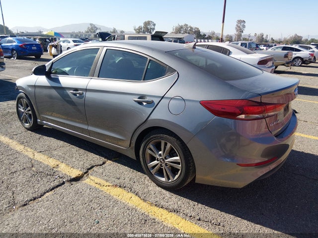 Hyundai ELANTRA SEL 2018 5NPD84LF2JH306008 Image 3