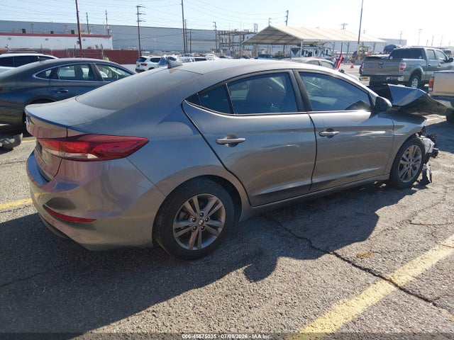 Hyundai ELANTRA SEL 2018 5NPD84LF2JH306008 Image 4