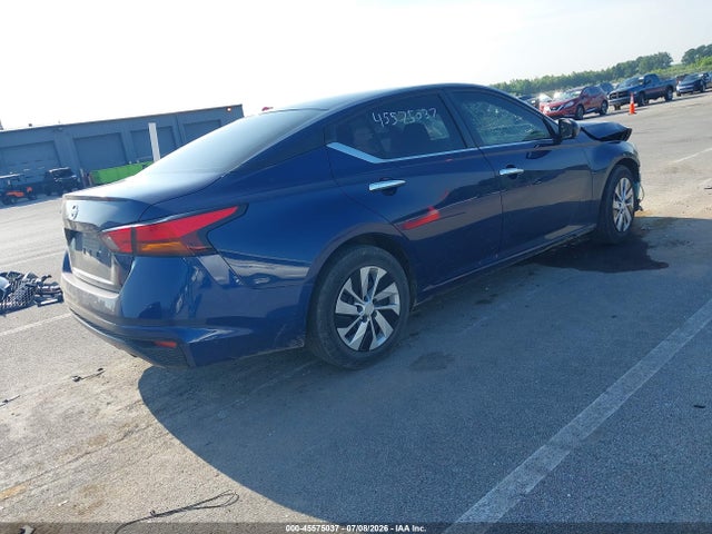 1N4BL4BV2NN347667 Nissan Altima S Fwd