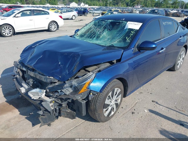1N4BL4BV2NN347667 Nissan Altima S Fwd