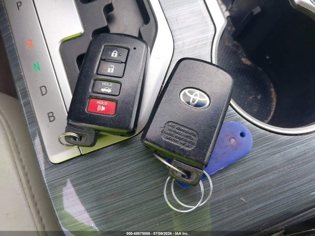 45575086 :رقم المزاد ، 4T1BD1FK8CU024566 vin ، 2012 Toyota Camry Hybrid Xle مزاد بيع