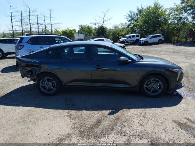 2025 Kia K4 Lxs მანქანა იყიდება აუქციონზე, vin: 3KPFT4DE1SE037261, აუქციონის ნომერი: 45575187