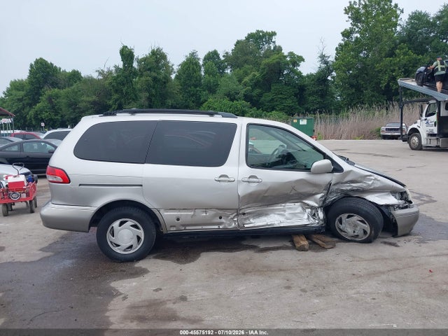 Продажа на аукционе авто 2001 Toyota Sienna Xle, vin: 4T3ZF13C61U321443, номер лота: 45575192