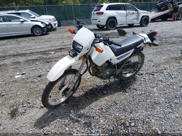 45575204 :رقم المزاد ، JYA4BEE09NA001744 vin ، 1992 Yamaha Xt225 مزاد بيع