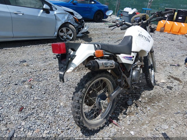 45575204 :رقم المزاد ، JYA4BEE09NA001744 vin ، 1992 Yamaha Xt225 مزاد بيع