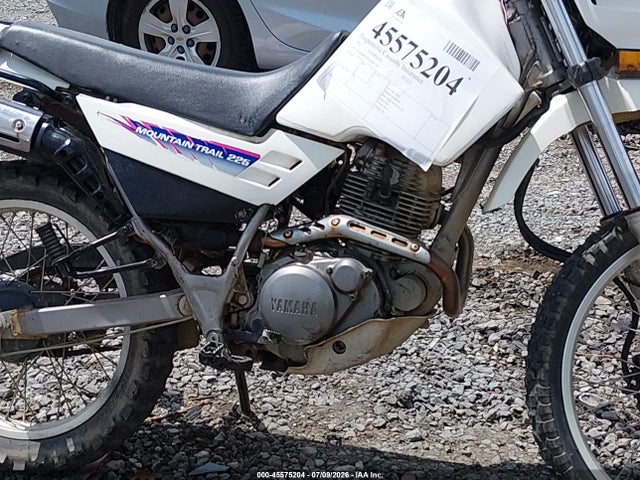 45575204 :رقم المزاد ، JYA4BEE09NA001744 vin ، 1992 Yamaha Xt225 مزاد بيع