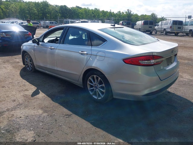 45575233 :رقم المزاد ، 3FA6P0HD1HR175680 vin ، 2017 Ford Fusion Se مزاد بيع