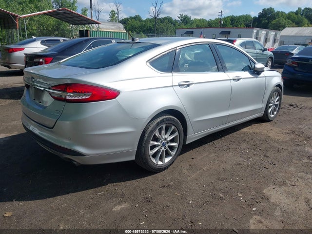 45575233 :رقم المزاد ، 3FA6P0HD1HR175680 vin ، 2017 Ford Fusion Se مزاد بيع