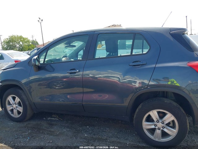 2021 Chevrolet Trax Awd Ls მანქანა იყიდება აუქციონზე, vin: KL7CJNSM1MB361316, აუქციონის ნომერი: 45575252