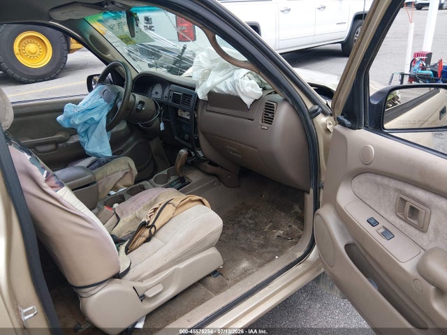 Продажа на аукционе авто 2002 Toyota Tacoma, vin: 5TEVL52N12Z001776, номер лота: 45575254