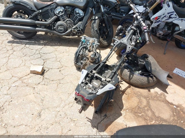 Yamaha MT07 2021 JYARM32E2MA001295 Image 4
