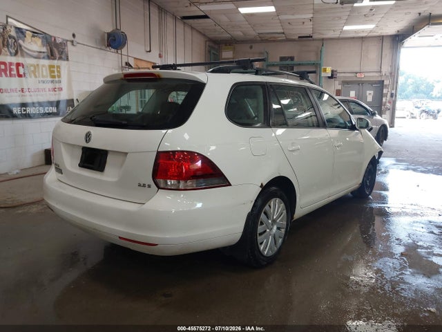 2012 Volkswagen Jetta Sportwagen 2.5l S მანქანა იყიდება აუქციონზე, vin: 3VWPP7AJ7CM604802, აუქციონის ნომერი: 45575272