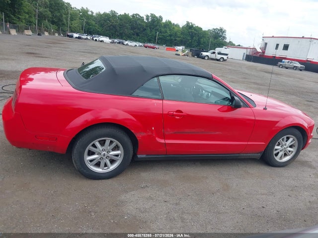 45575285 :رقم المزاد ، 1ZVFT84N255187271 vin ، 2005 Ford Mustang مزاد بيع