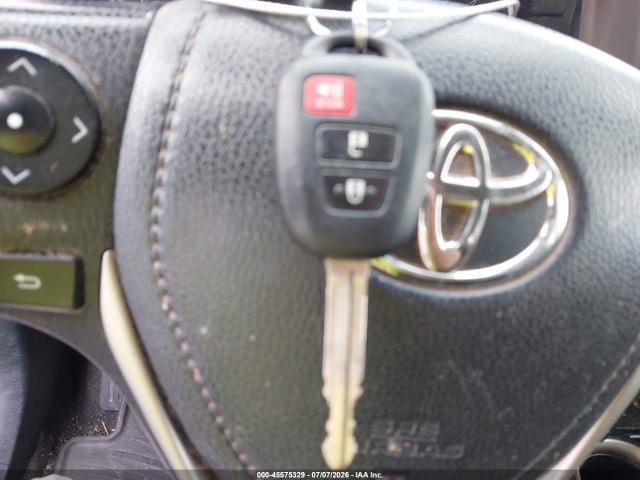 Toyota RAV4 LE 2014 JTMZFREV3ED037512 Image 11