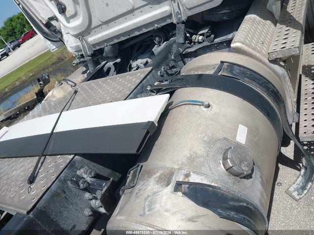 Продажа на аукционе авто 2019 Freightliner New Cascadia 116, vin: 3AKJHTDV1KSKF1396, номер лота: 45575350