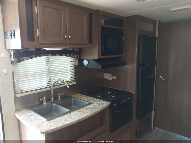 2016 Heartland Pioneer Toy Hauler Rg28 მანქანა იყიდება აუქციონზე, vin: 5SFPB3329GE311654, აუქციონის ნომერი: 45575492