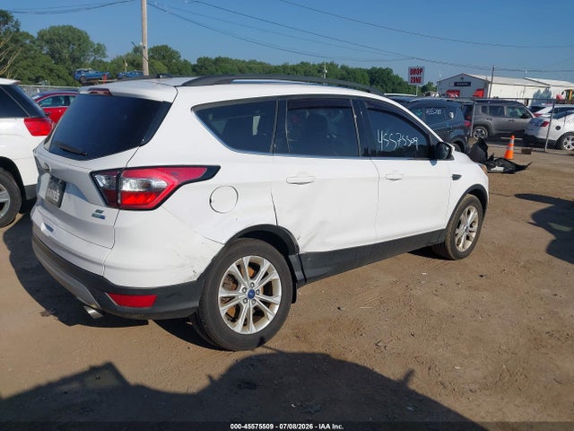 45575509 :رقم المزاد ، 1FMCU9G98JUB31726 vin ، 2018 Ford Escape Se مزاد بيع