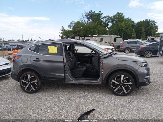 JN1BJ1CW0LW641424 Nissan Rogue Sport Sl Awd Xtronic Cvt