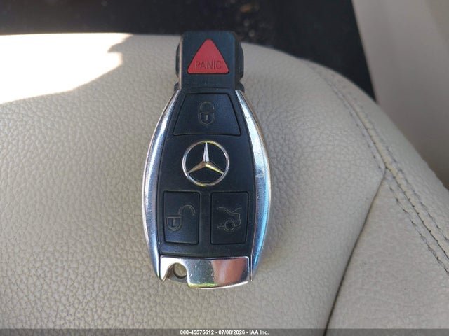 45575612 :رقم المزاد ، WDDSJ4EB6EN052627 vin ، 2014 Mercedes-benz Cla 250 مزاد بيع