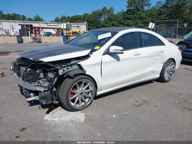 45575612 :رقم المزاد ، WDDSJ4EB6EN052627 vin ، 2014 Mercedes-benz Cla 250 مزاد بيع