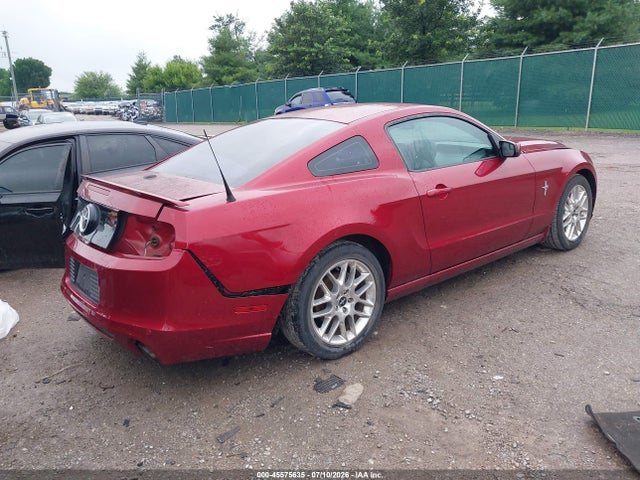 Продаж на аукціоні авто 2014 Ford Mustang V6/v6 Premium, vin: 1ZVBP8AM1E5318382, номер лоту: 45575635