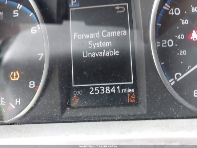 Toyota RAV4 LE 2018 JTMZFREV3JJ150596 Image 15