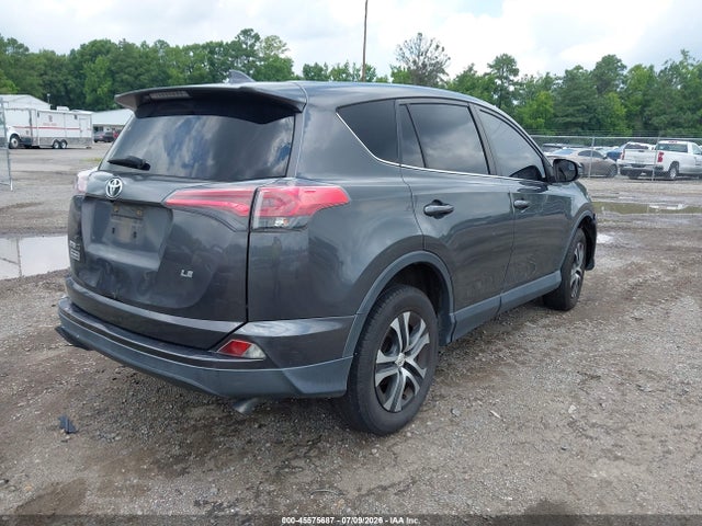 Toyota RAV4 LE 2018 JTMZFREV3JJ150596 Image 4