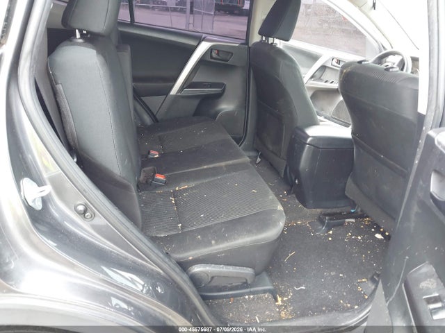 Toyota RAV4 LE 2018 JTMZFREV3JJ150596 Image 8