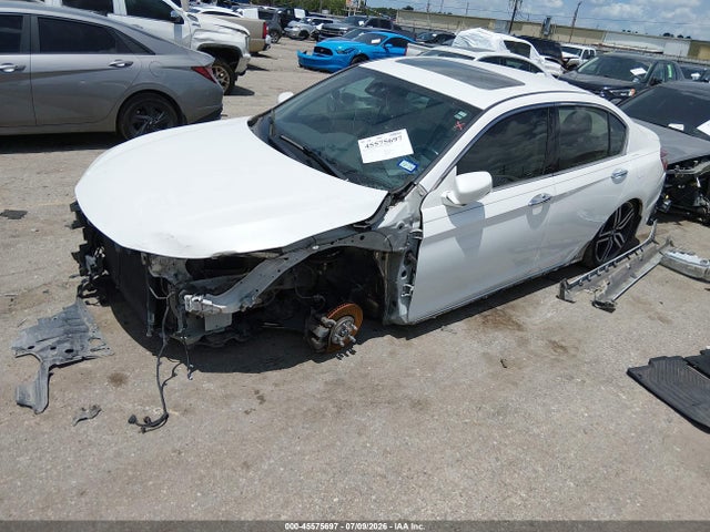 Продажа на аукционе авто 2016 Honda Accord Touring, vin: 1HGCR3F90GA030275, номер лота: 45575697