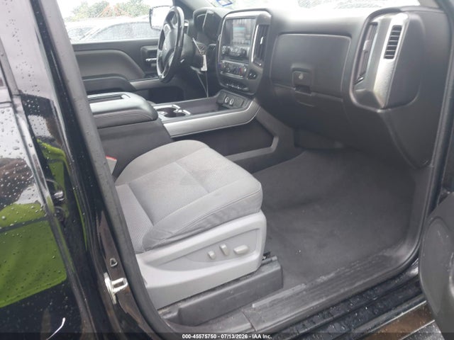 45575750 :رقم المزاد ، 3GCPCREC4JG493840 vin ، 2018 Chevrolet Silverado 1500 1lt مزاد بيع